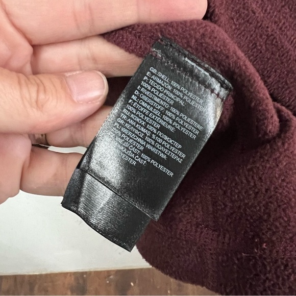 The North Face 1/4 Quarter Zip Fleece Pullover - Picture 10 of 12